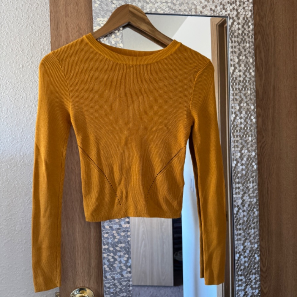 H&M divided bright orange sweater_size xs